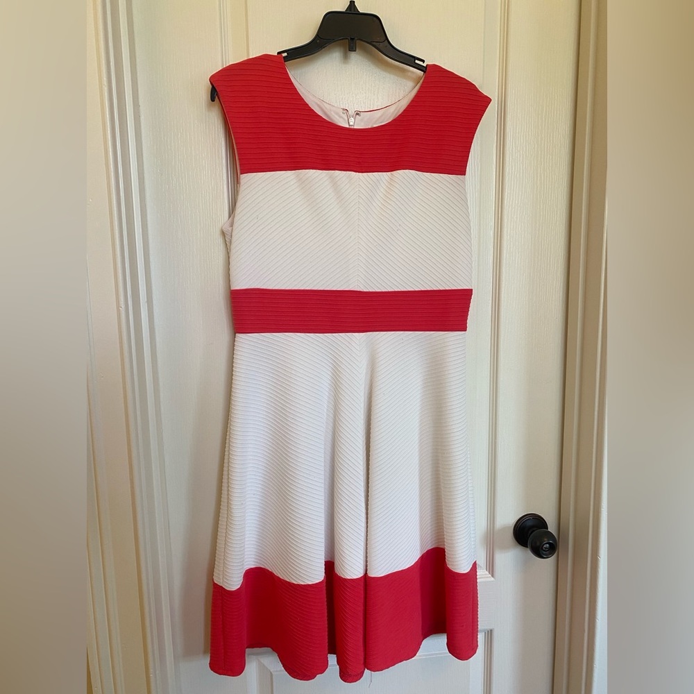 Sandra Darren Size 10 Dress